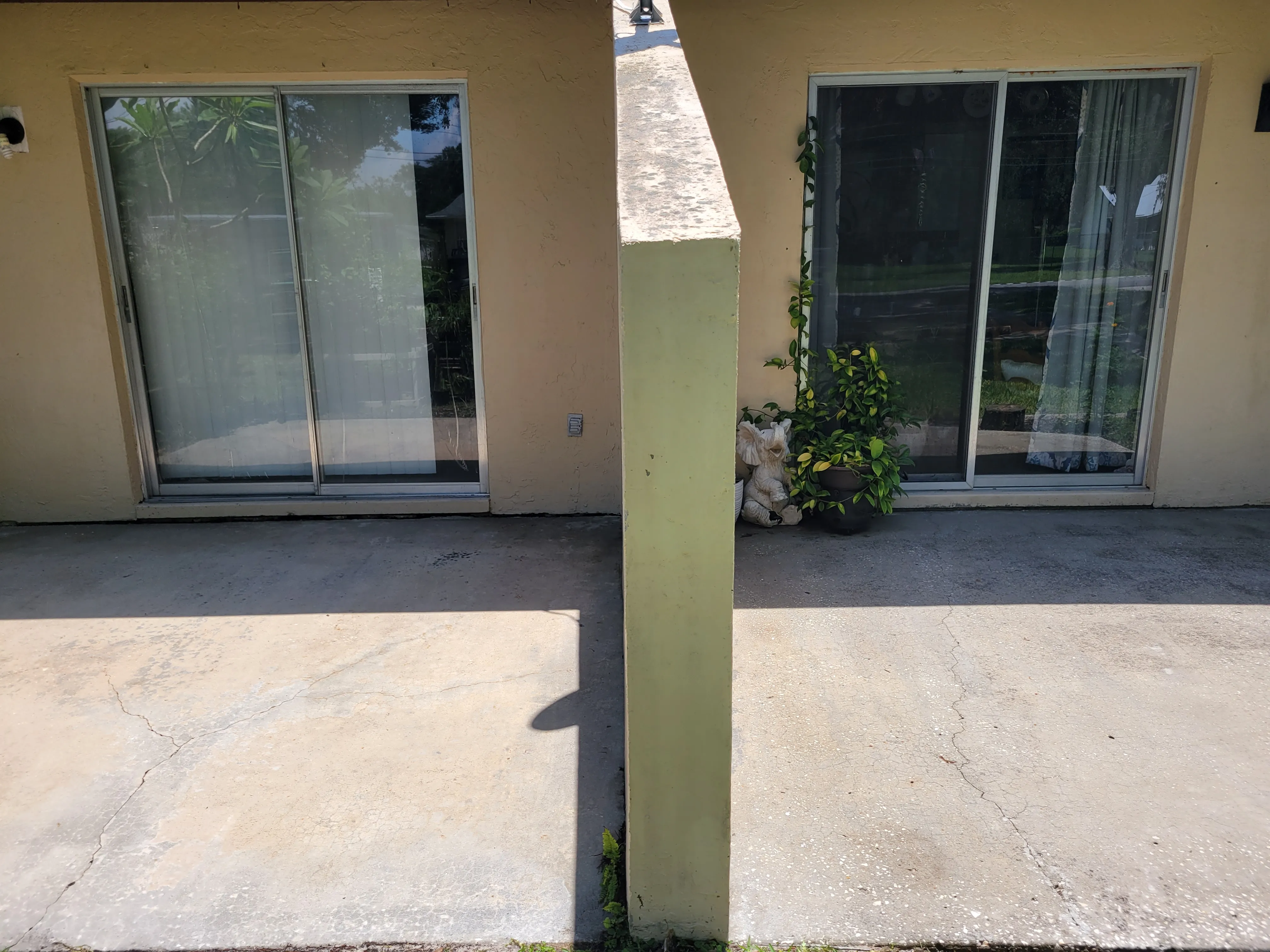 Apartment Complex Pressure Washing Service